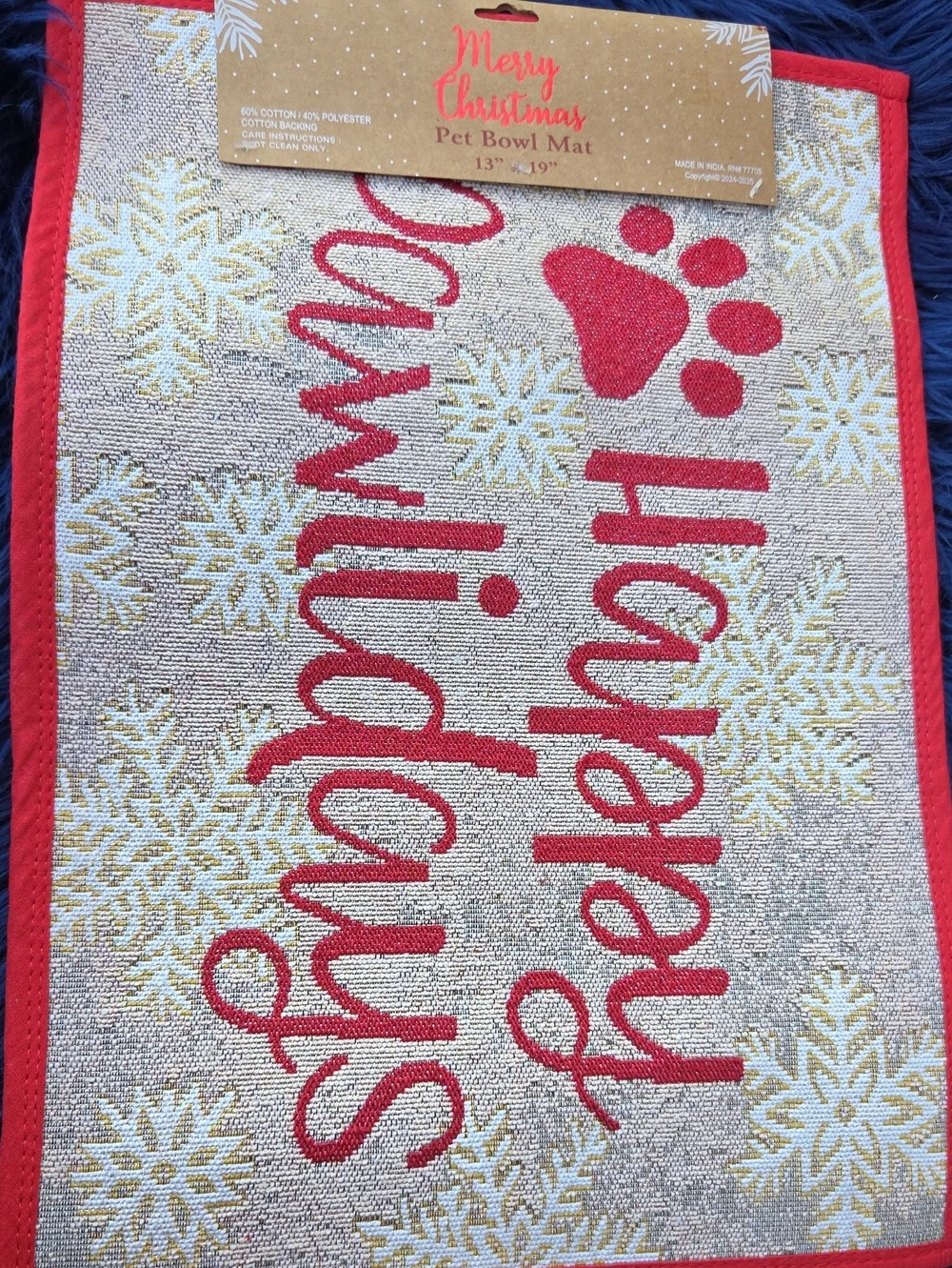 Source Unknown Red and Gold Merry Christmas Pet Bowl Mat
